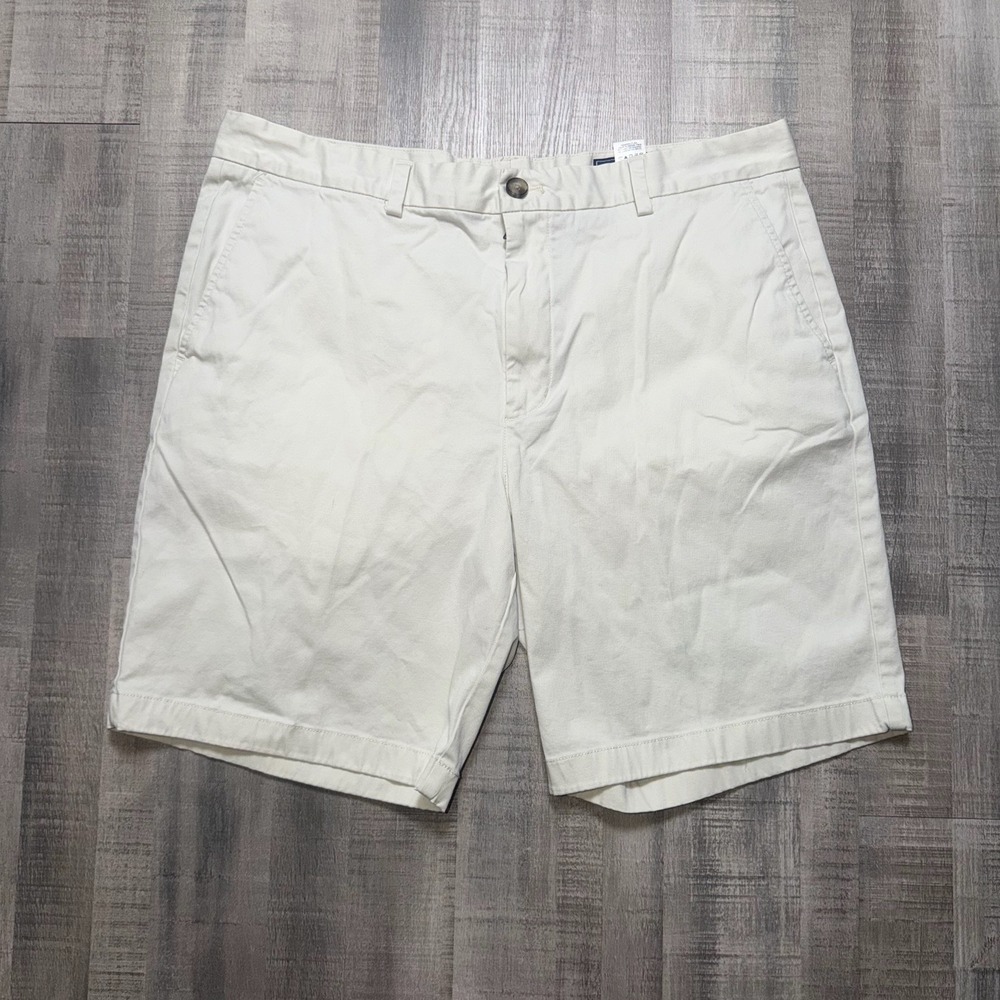 Vineyard Vines Mens Beige Cotton Twill Classic Fit Club Chino Shorts Size 36